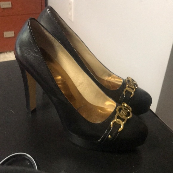 Heels - Picture 2 of 3